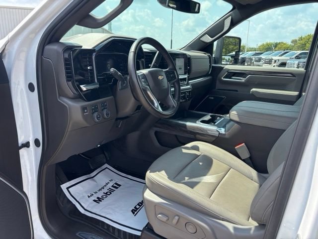 Certified 2025 Chevrolet Silverado 2500 LTZ w/ LTZ Convenience Package AWD/4WD image 10