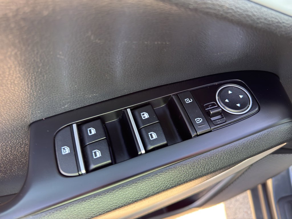 Used 2024 Kia Soul LX w/ Option Group 015 image 11