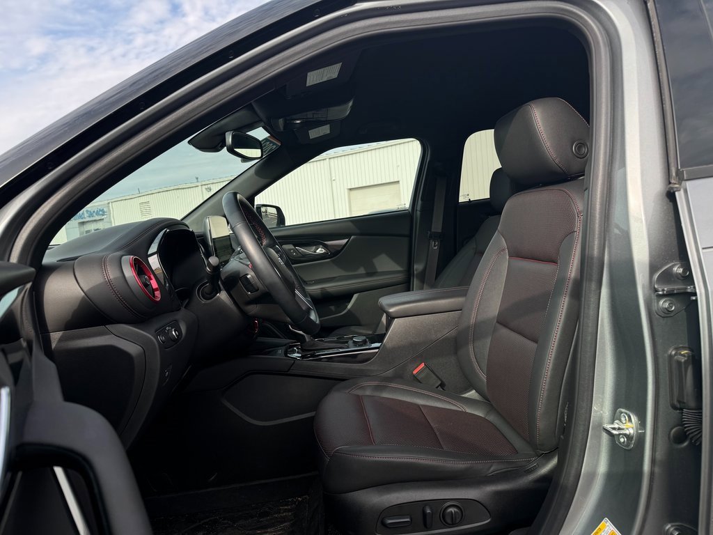 Used 2024 Chevrolet Blazer RS image 9