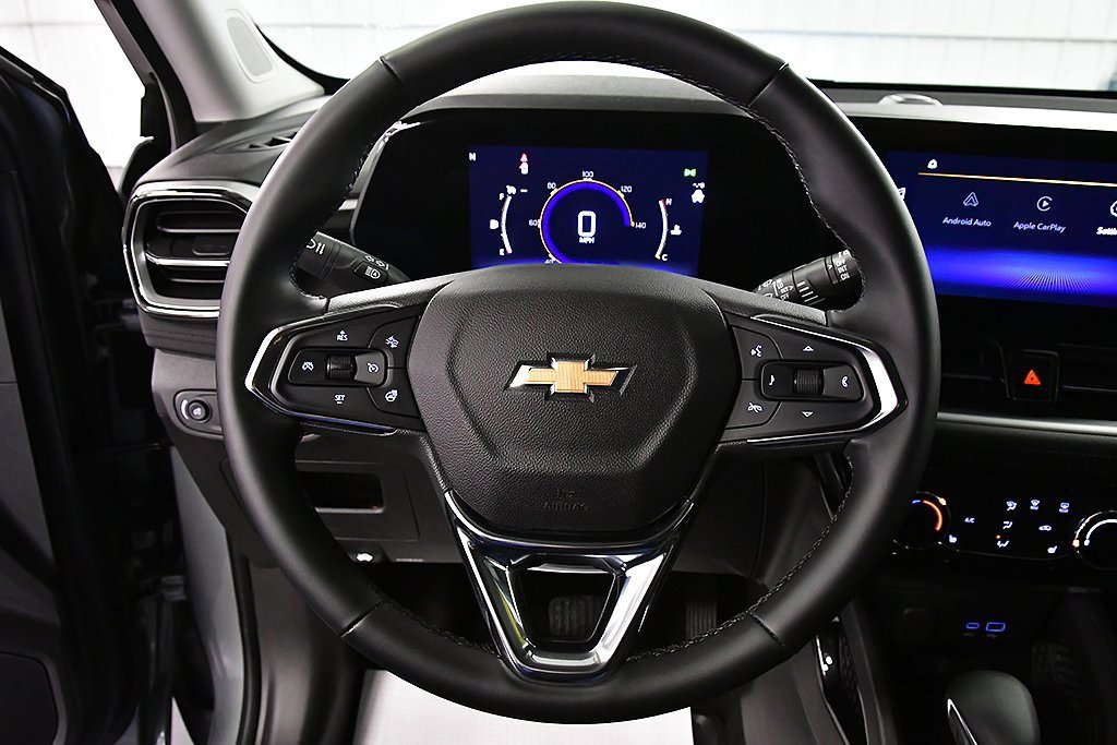 Used 2025 Chevrolet TrailBlazer LT w/ LT Cold Weather Package image 18