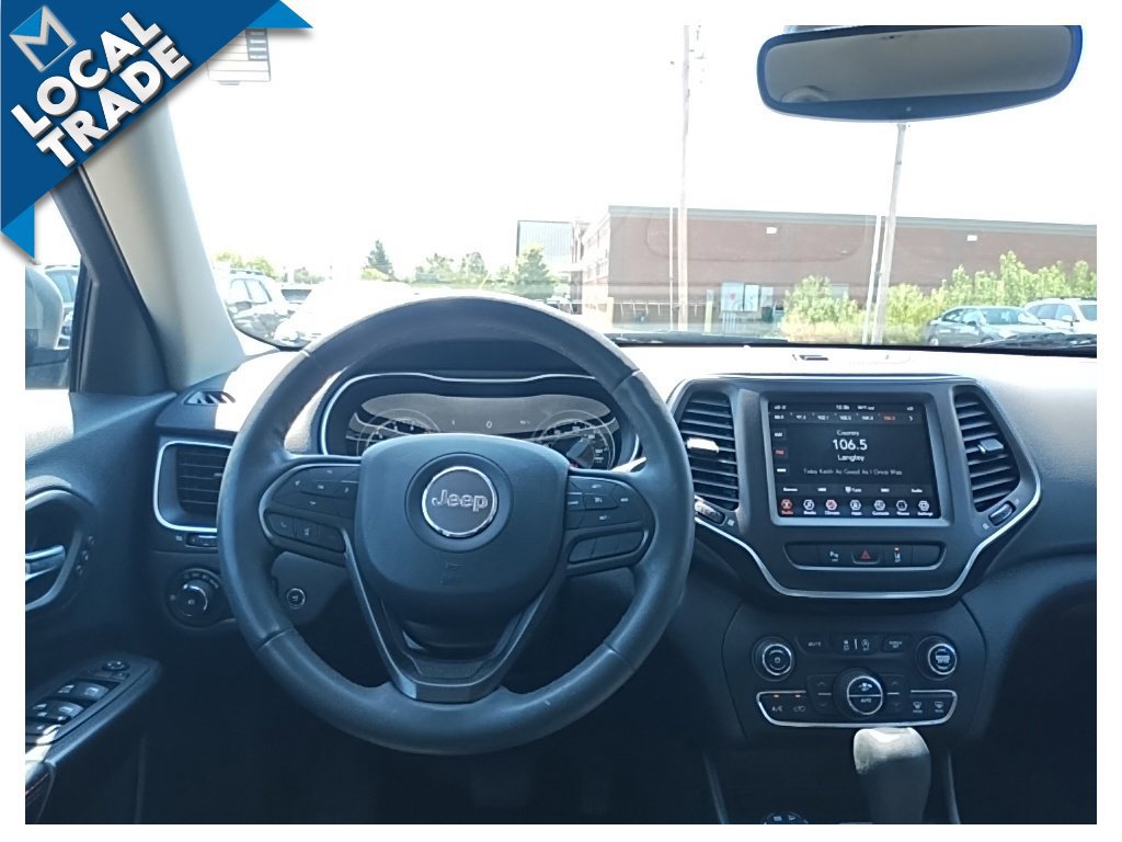 Used 2021 Jeep Cherokee Trailhawk w/ Premium Leather Package AWD/4WD image 19