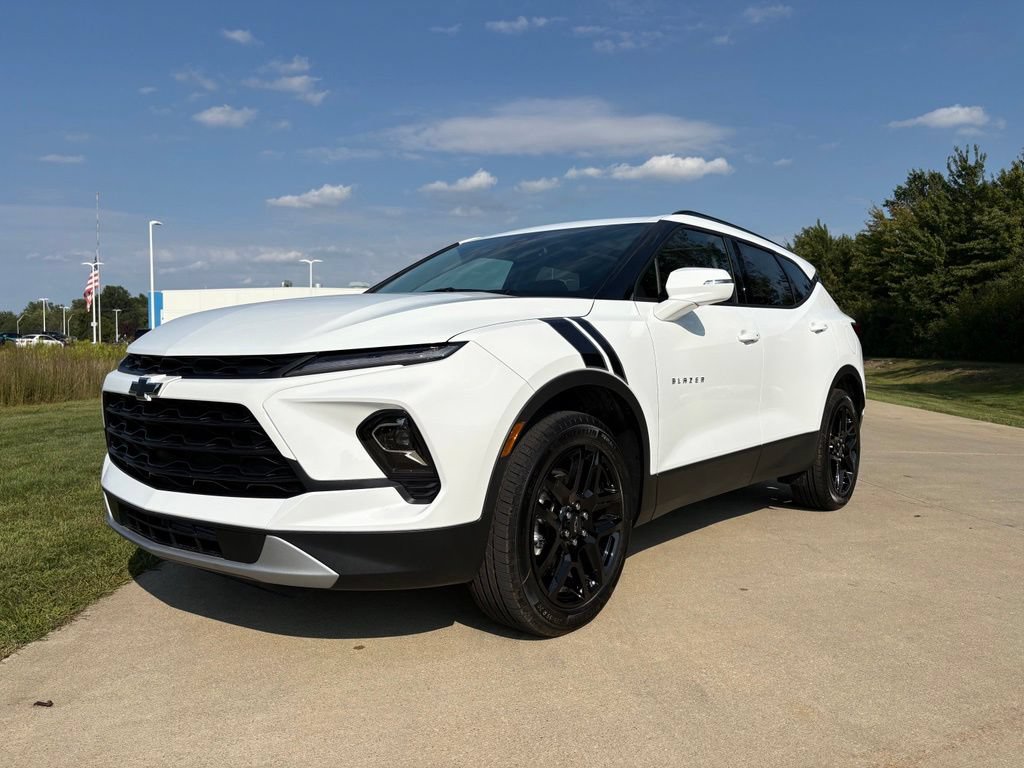 New 2026 Chevrolet Blazer LT w/ LPO, Arctic Package