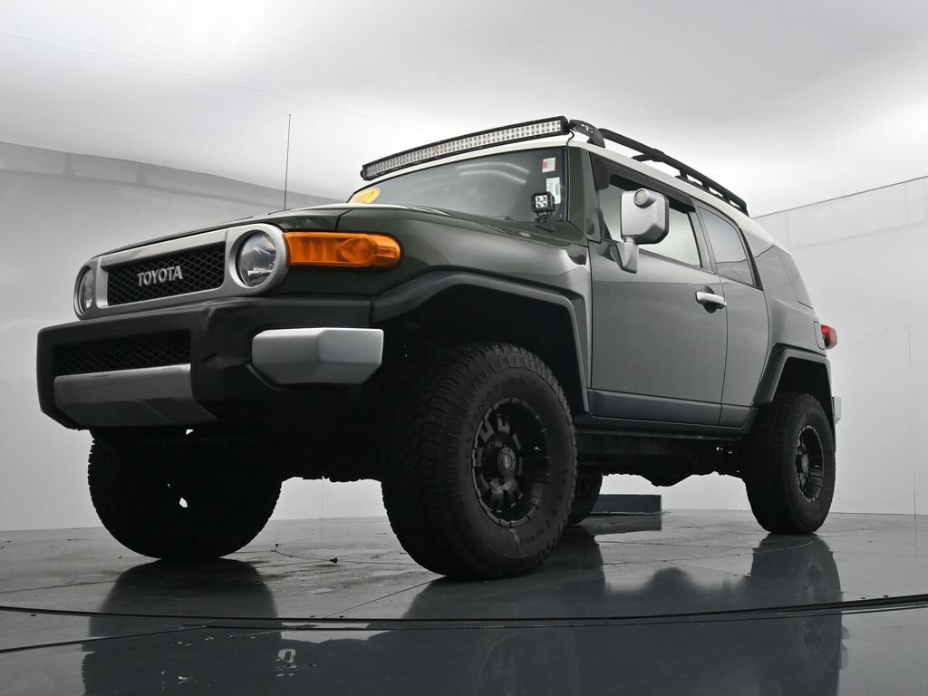 Used 2012 Toyota FJ Cruiser 4WD w/ Convenience Pkg image 34