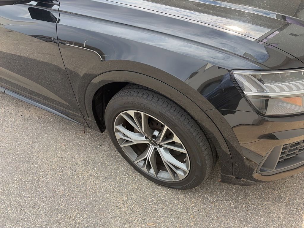 Used 2023 Audi Q8 Premium w/ Convenience Package AWD/4WD image 7