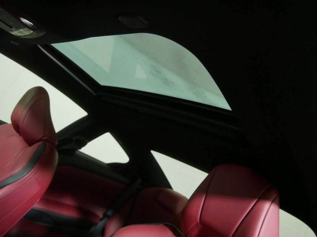 Used 2022 INFINITI Q60 Red Sport 400 image 14