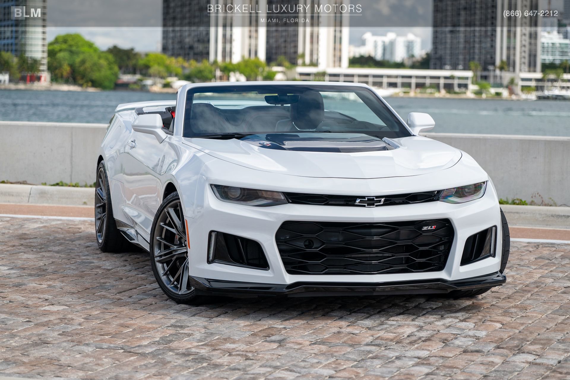 Used 2022 Chevrolet Camaro ZL1 RWD image 6