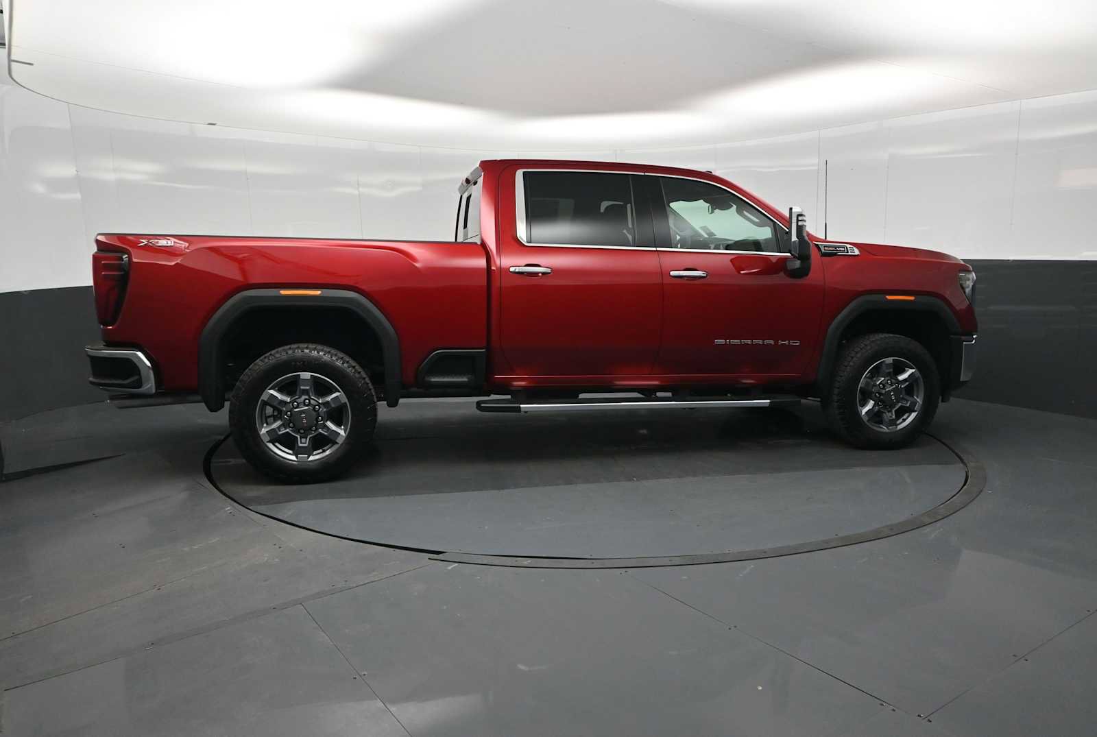 New 2026 GMC Sierra 2500 SLT w/ SLT Premium Package image 9