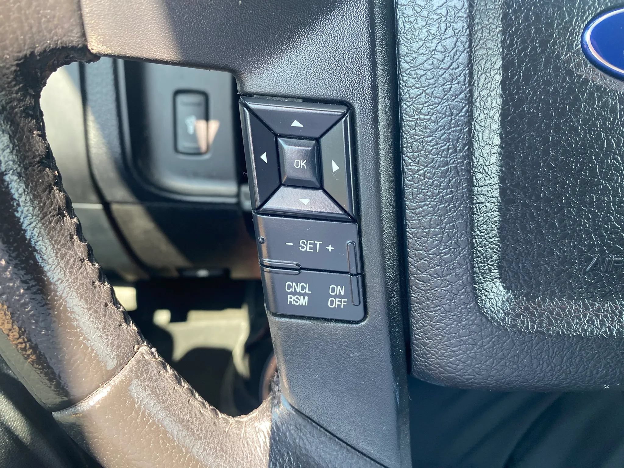 Used 2017 Ford Expedition EL XL w/ Equipment Group 101A AWD/4WD image 18
