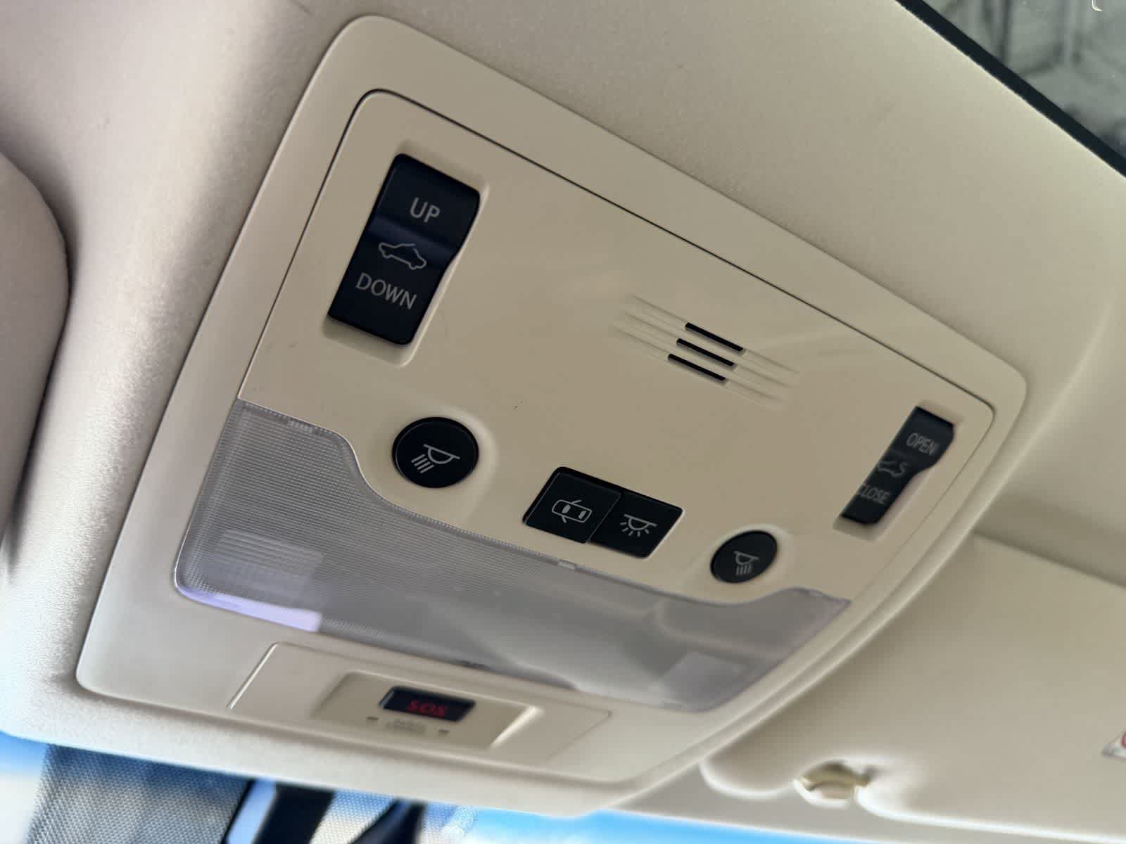 Used 2013 Lexus ES 350 w/ Luxury Pkg FWD image 19