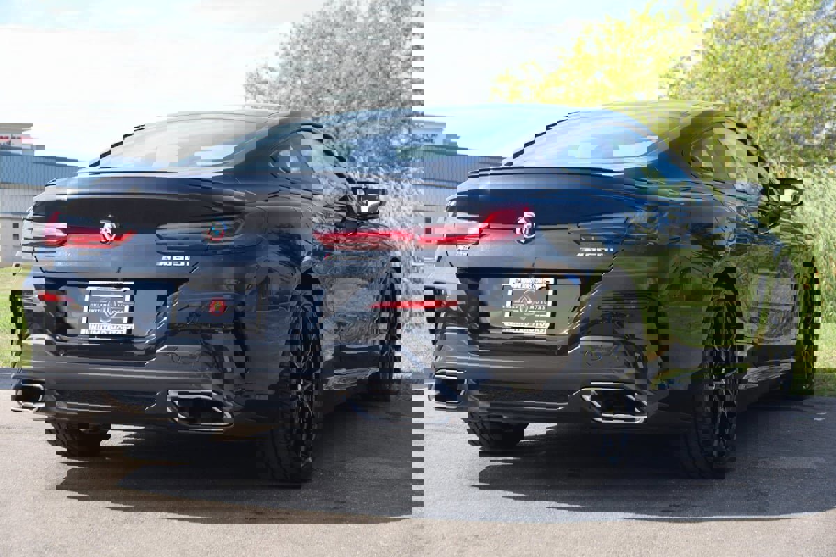 Used 2023 BMW M850i xDrive Coupe image 3