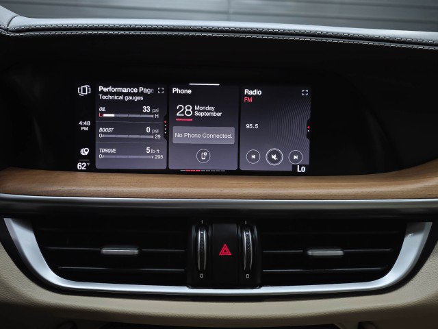Used 2021 Alfa Romeo Stelvio Ti w/ Premium Package AWD/4WD image 26