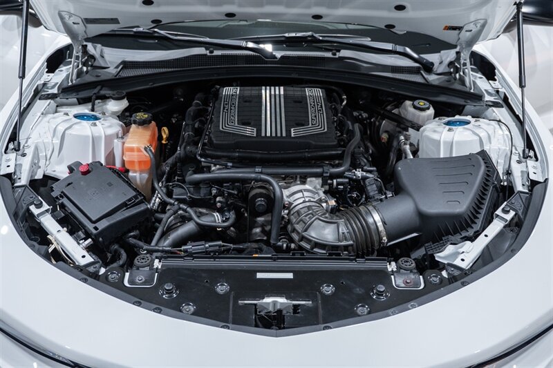 Used 2018 Chevrolet Camaro ZL1 RWD image 39