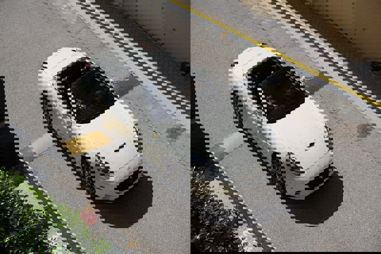 Used 2014 Ferrari California RWD image 55