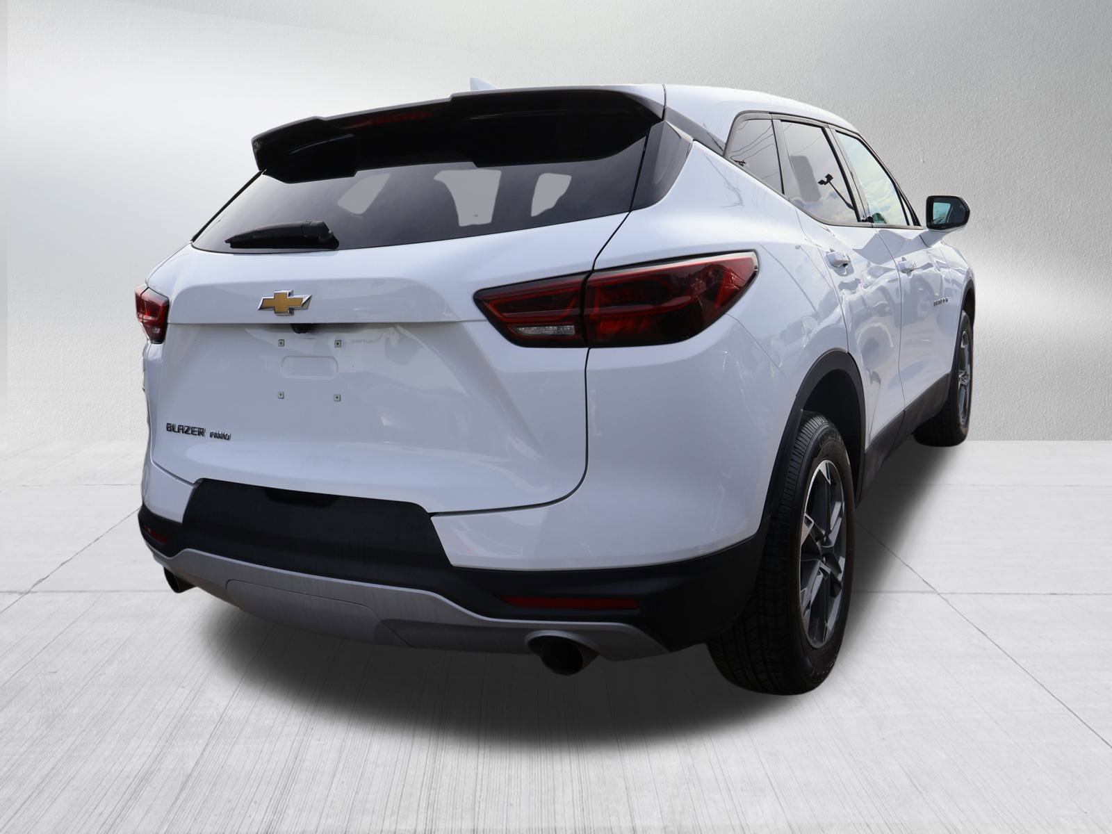 Used 2025 Chevrolet Blazer LT image 7