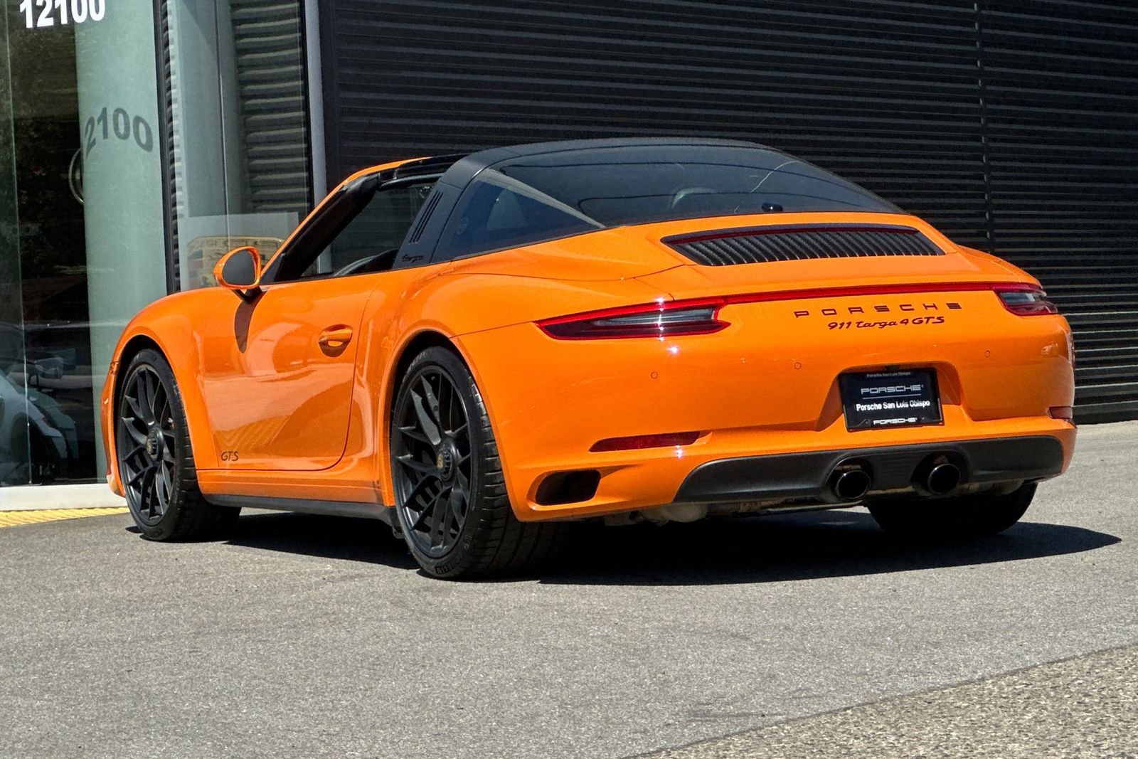 Used 2018 Porsche 911 Targa 4 GTS image 3