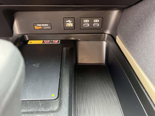 Used 2026 Toyota Camry LE FWD image 32