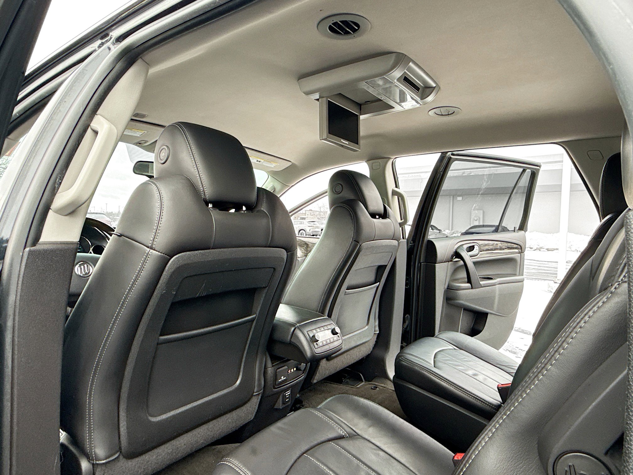 Used 2014 Buick Enclave Leather w/ Trailering Provision Package image 6