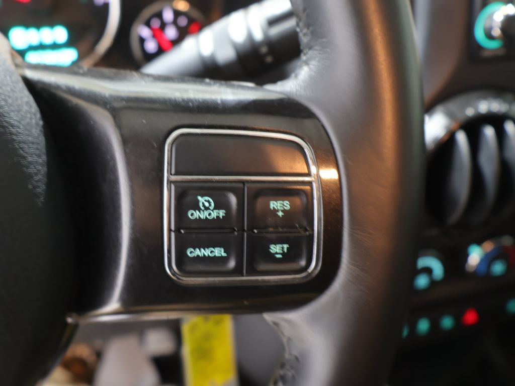 Certified 2017 Jeep Wrangler Unlimited Sahara AWD/4WD image 28
