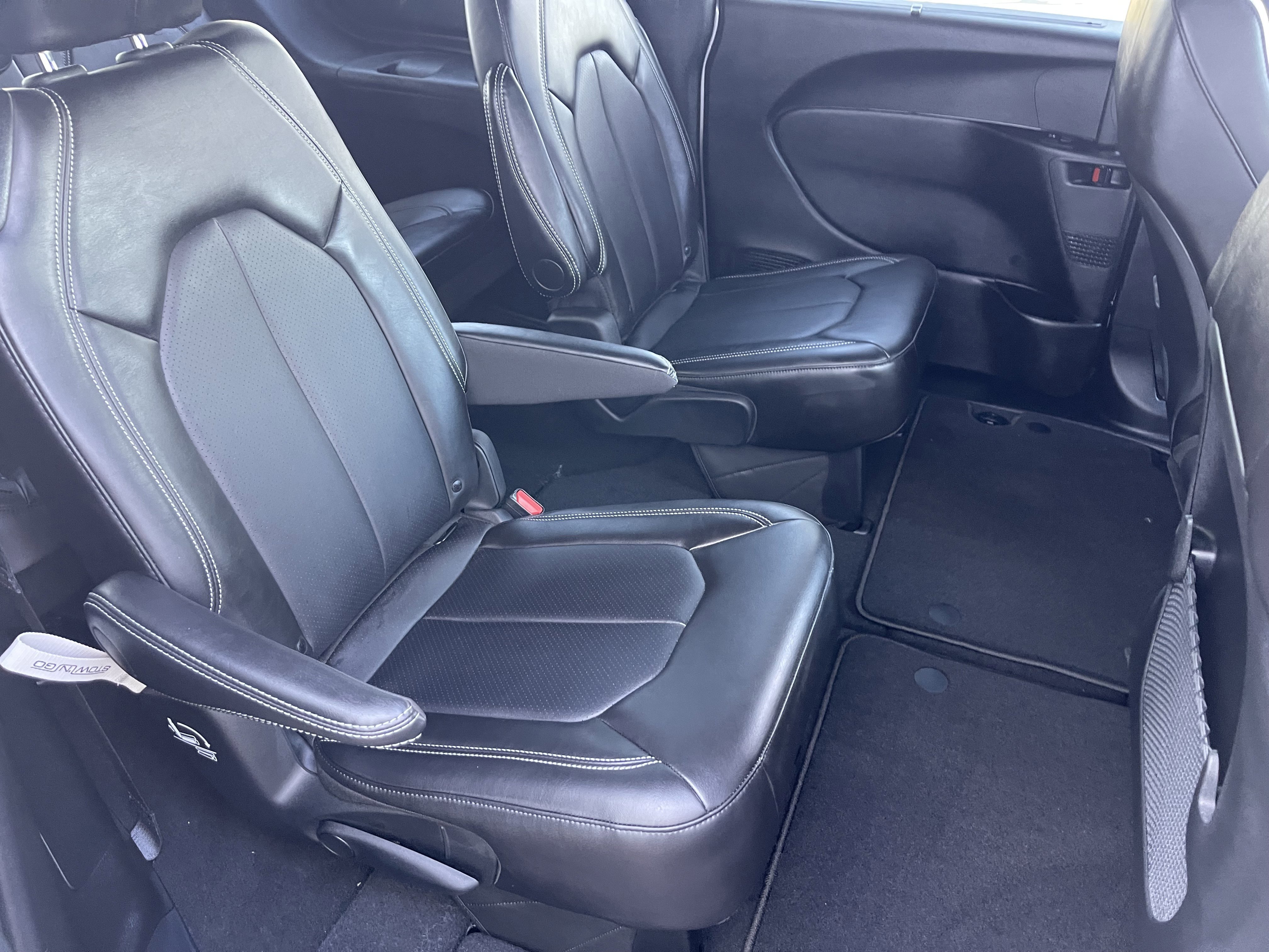 New 2026 Chrysler Voyager LX FWD image 25