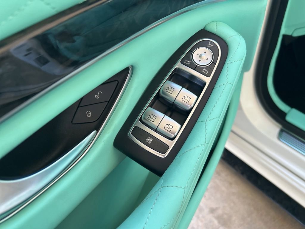 Used 2019 Mercedes-Benz S 560 Sedan w/ Premium Package image 46