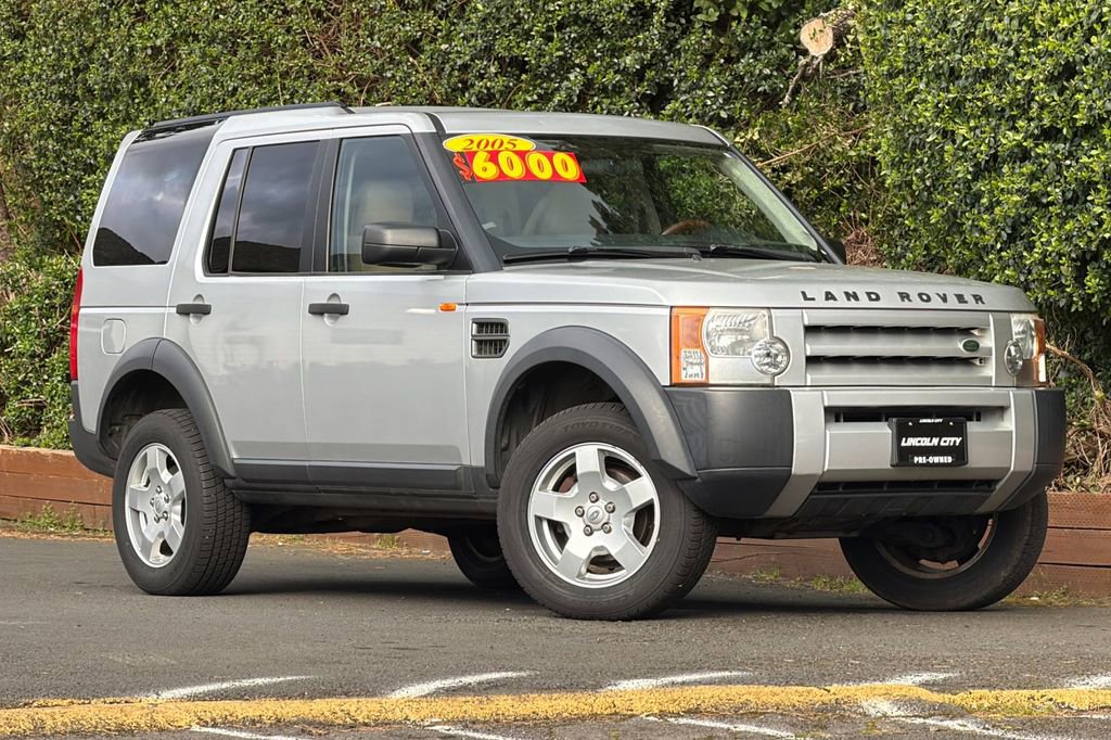 Used 2005 Land Rover LR3 SE image 2