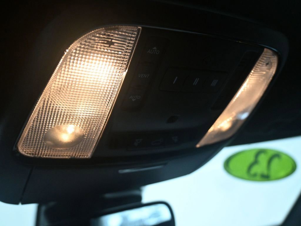 Used 2023 Dodge Durango Citadel image 39