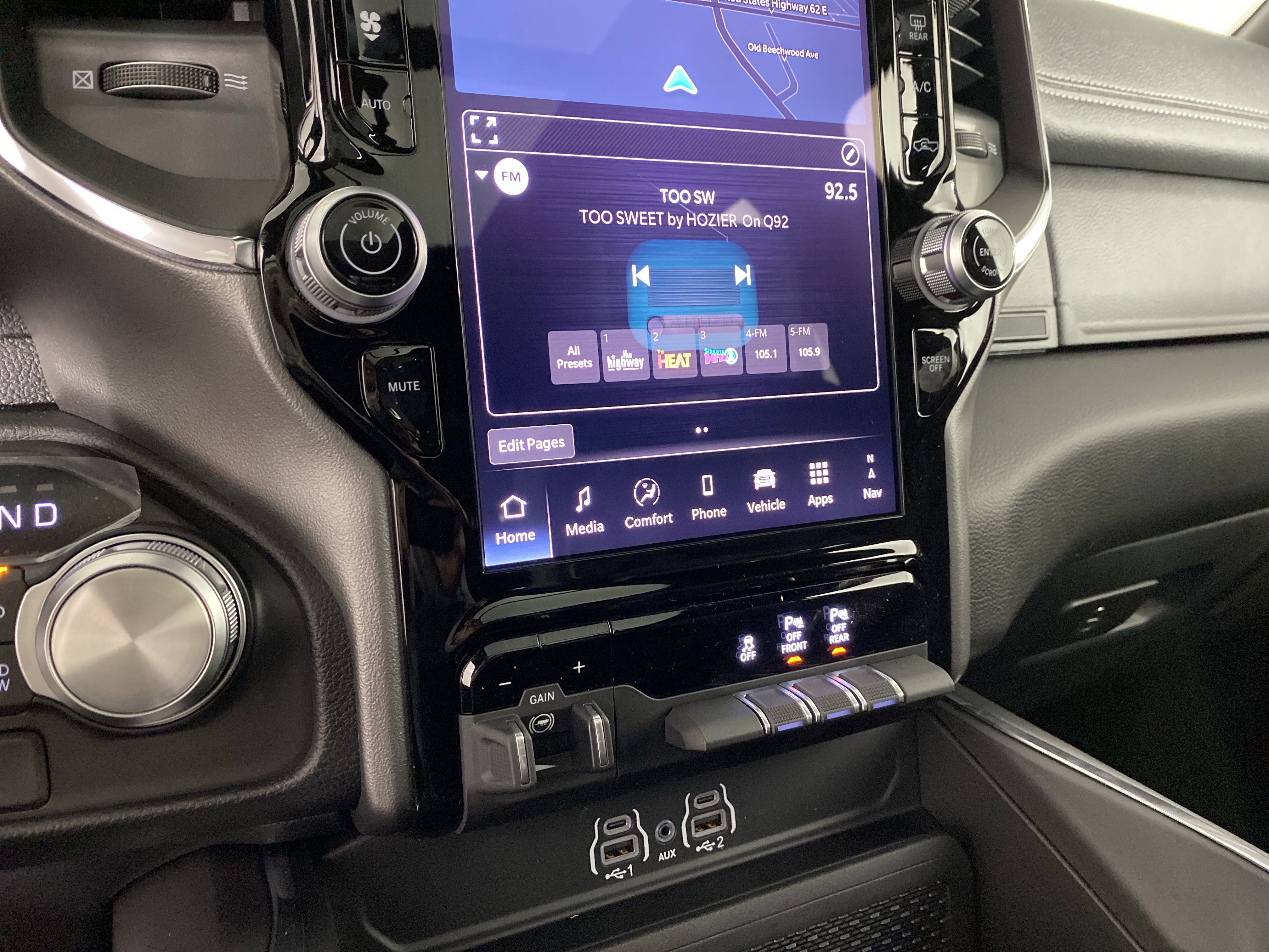 New 2026 RAM 1500 Laramie w/ Laramie Preferred Package image 29