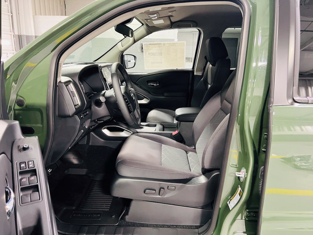 New 2027 Nissan Frontier SV RWD image 20