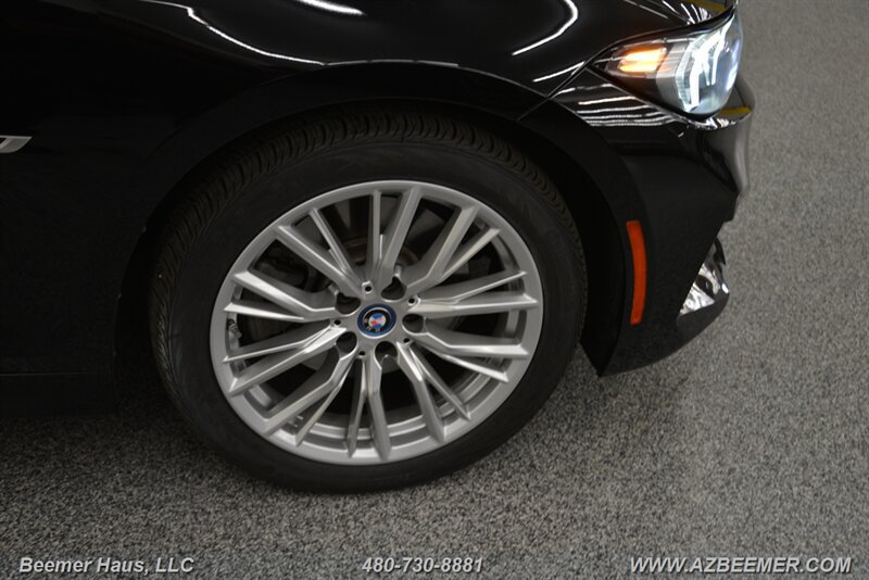 Used 2023 BMW 330e w/ Driving Assistance Package RWD image 49