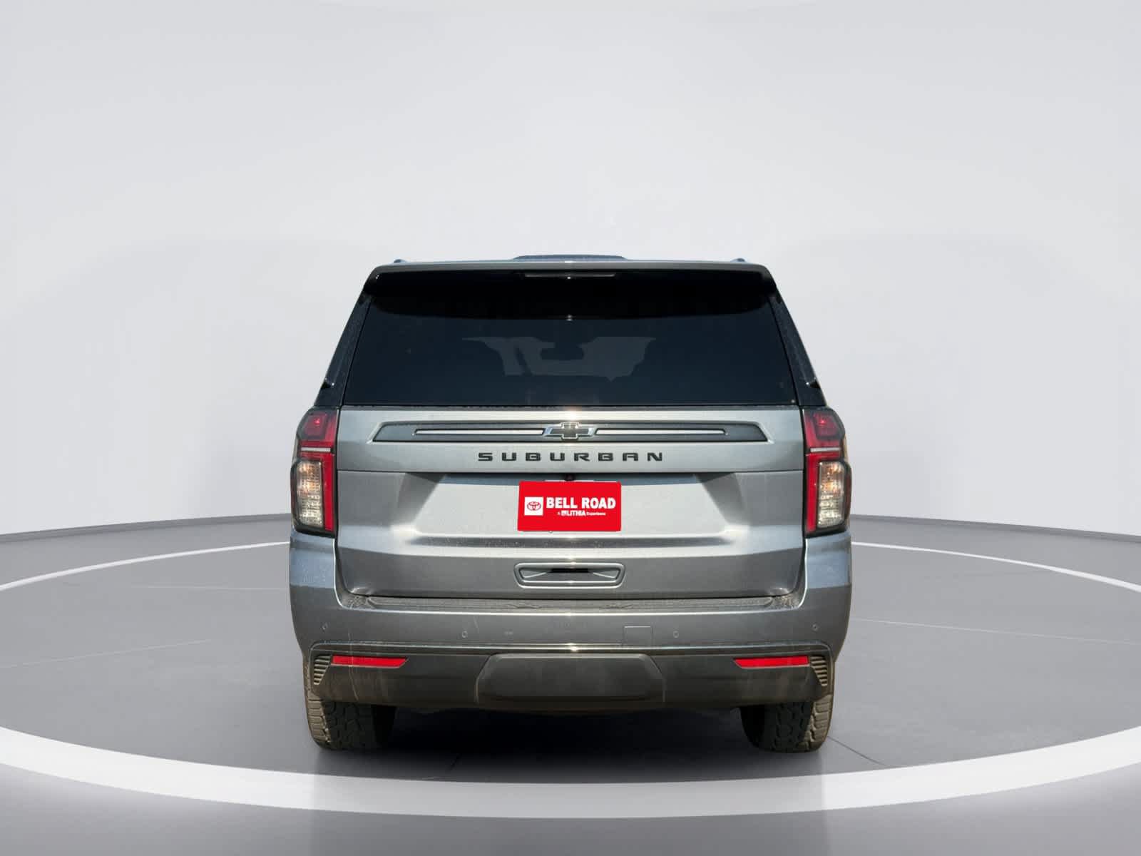 Used 2022 Chevrolet Suburban Z71 w/ Z71 Off-Road Package AWD/4WD image 8