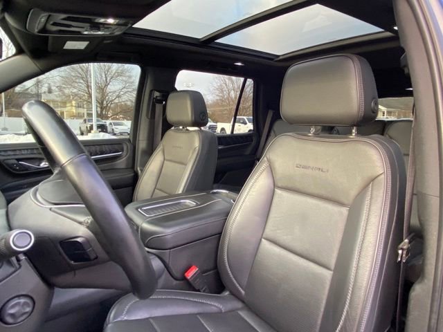 Used 2023 GMC Yukon Denali image 10
