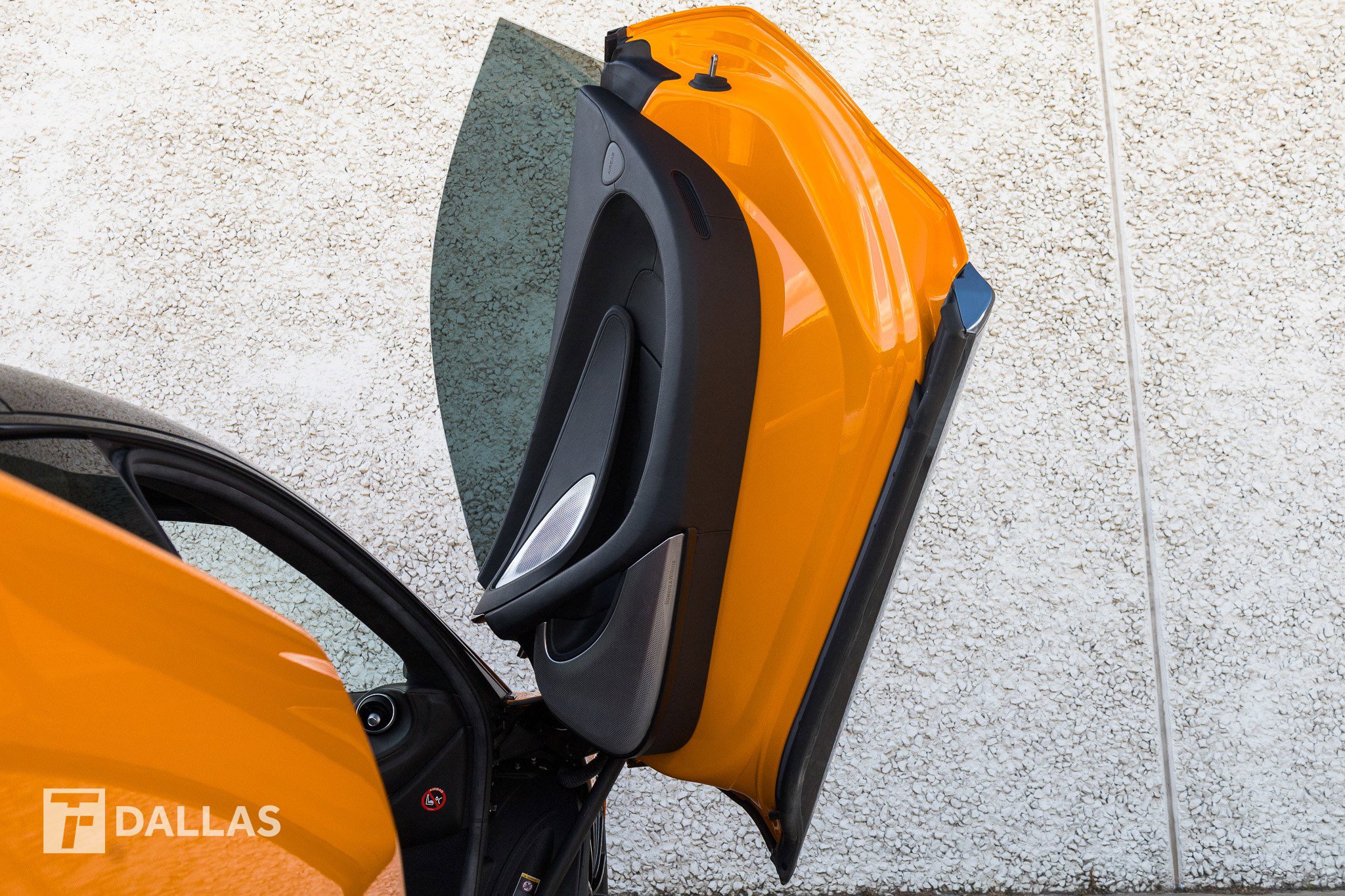 Used 2023 McLaren GT image 31