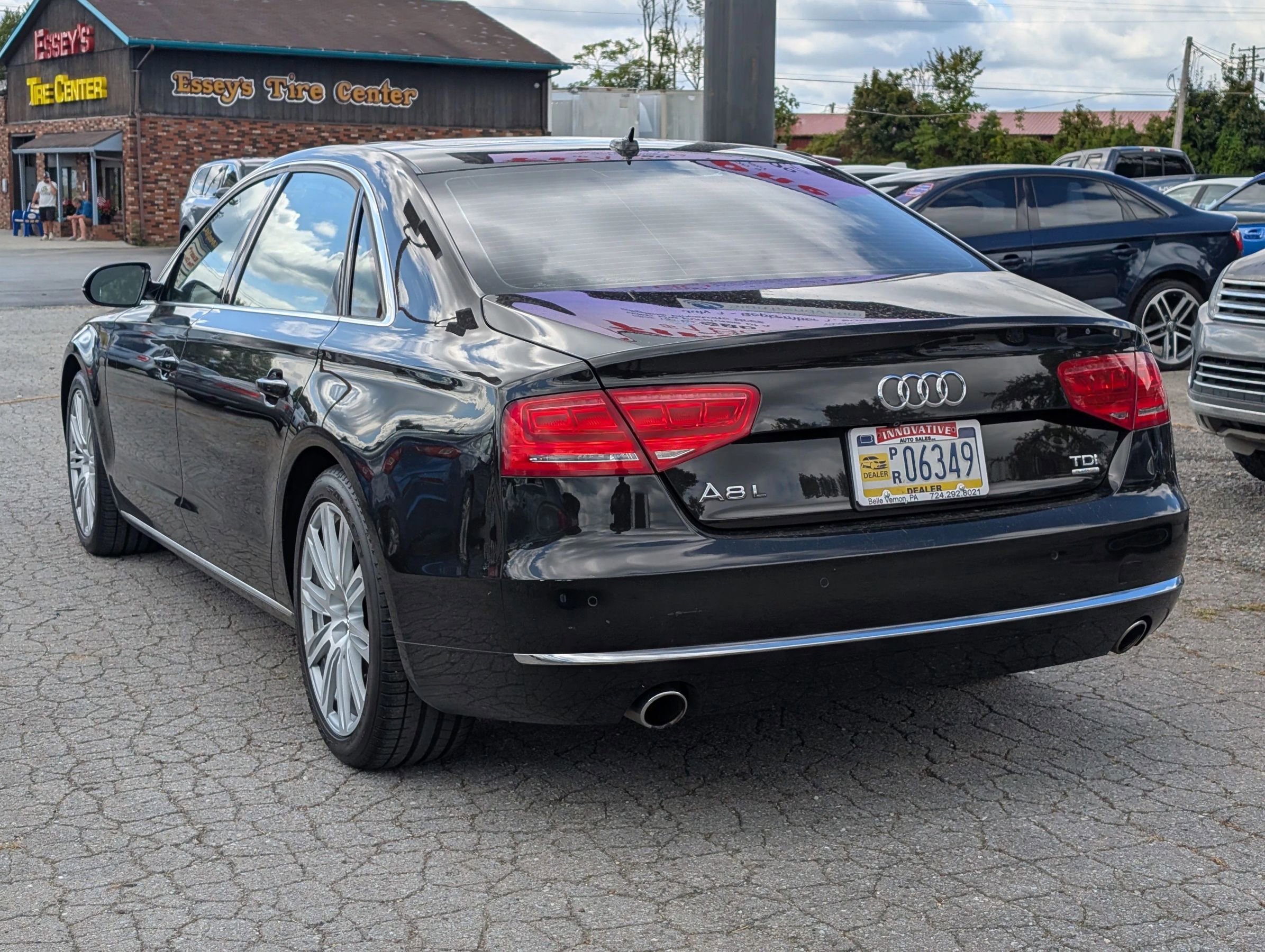 Used 2014 Audi A8 L TDI w/ Premium Package image 3