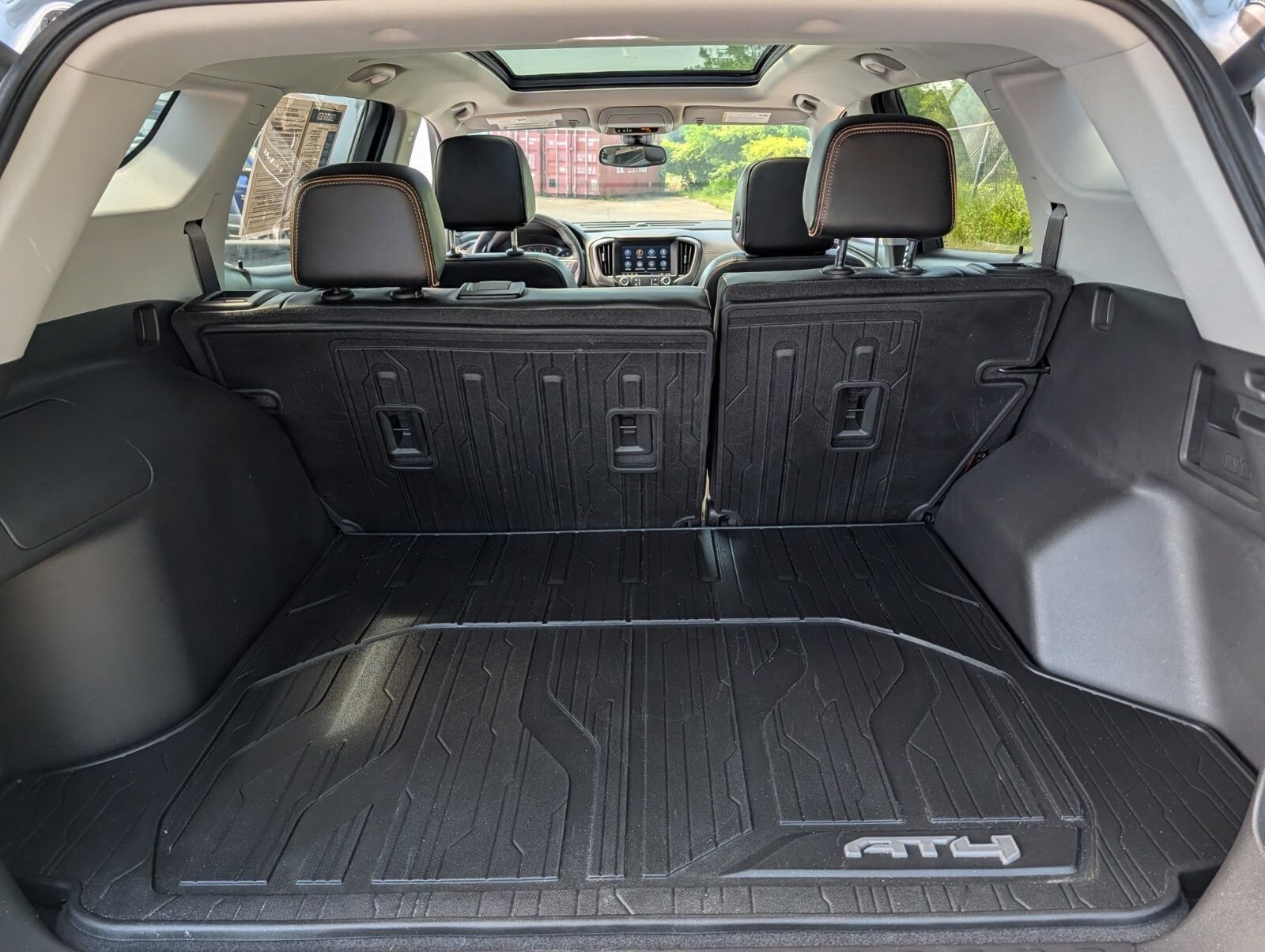 Used 2024 GMC Terrain AT4 w/ LPO, Floor Liner Package AWD/4WD image 30