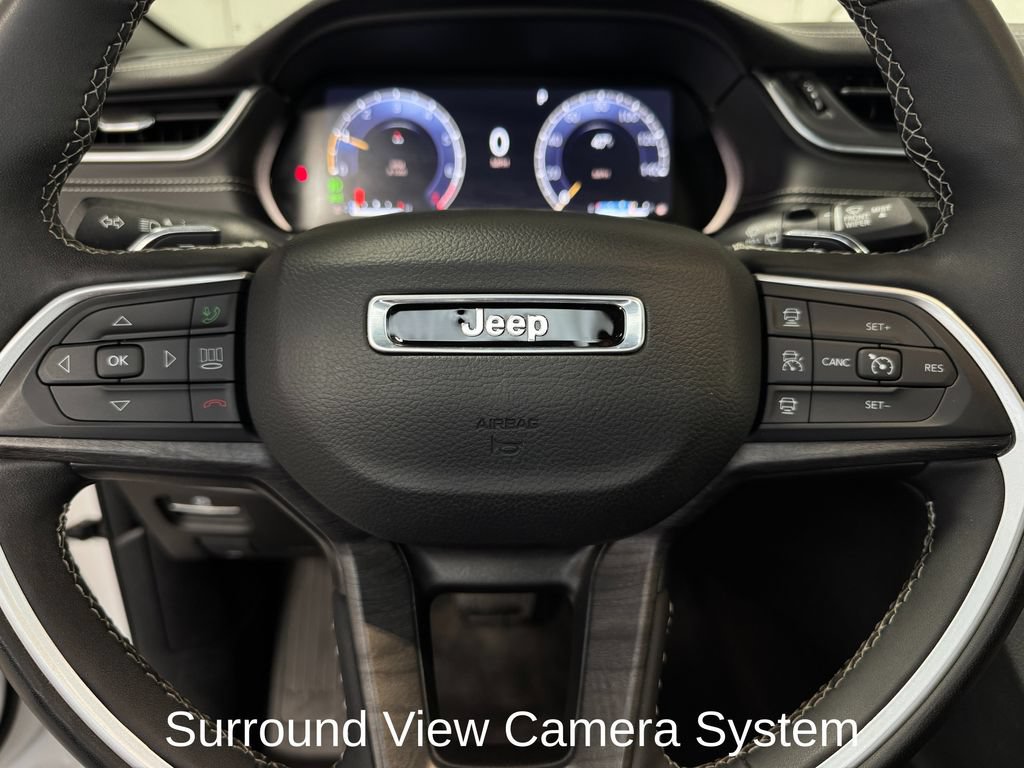 Used 2024 Jeep Grand Cherokee Limited w/ Luxury Tech Group II AWD/4WD image 15