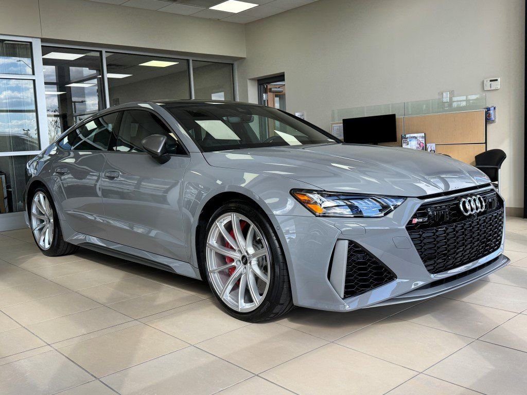 New 2026 Audi RS 7 Performance image 1