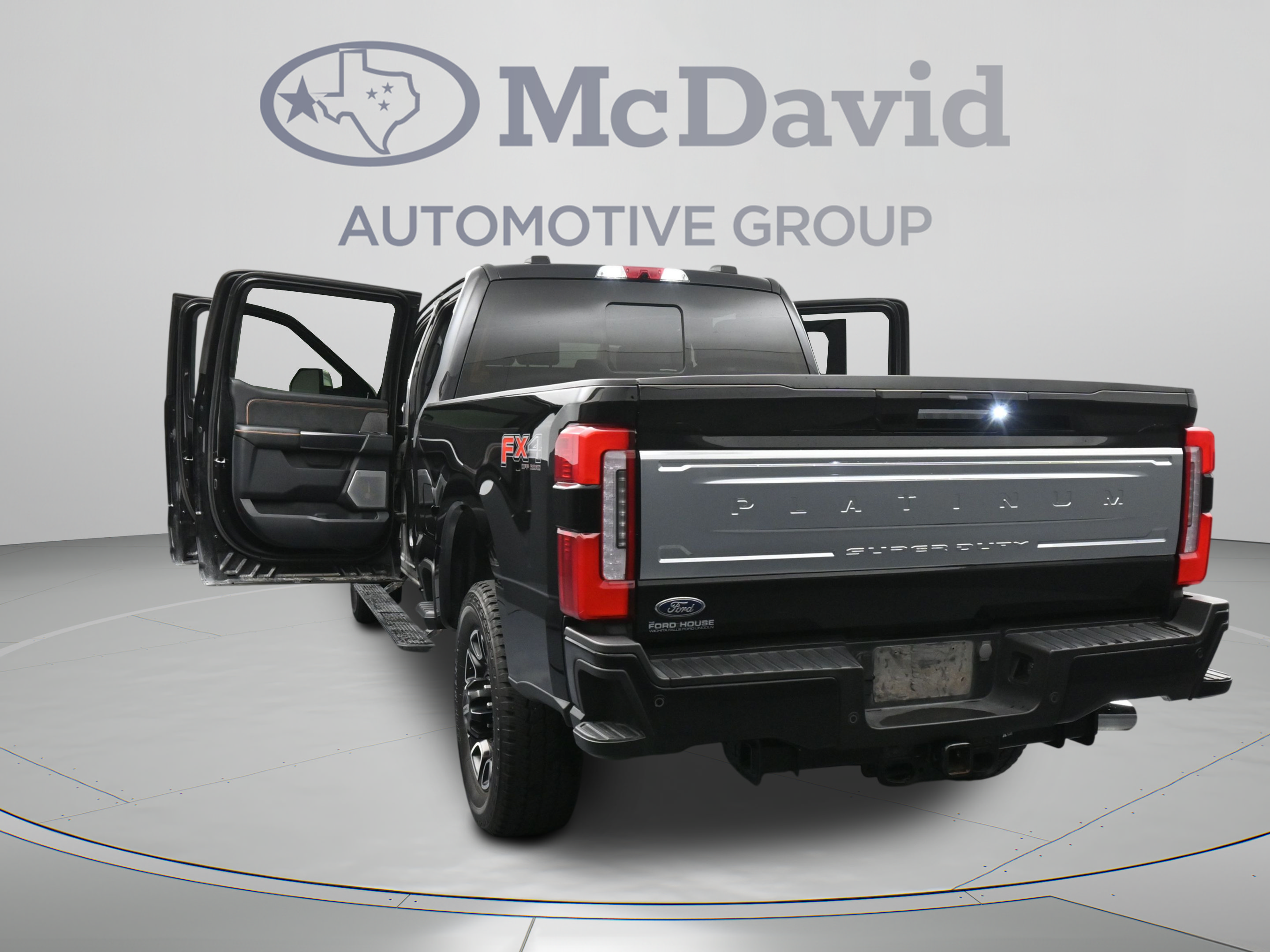 Used 2024 Ford F250 Platinum AWD/4WD image 54