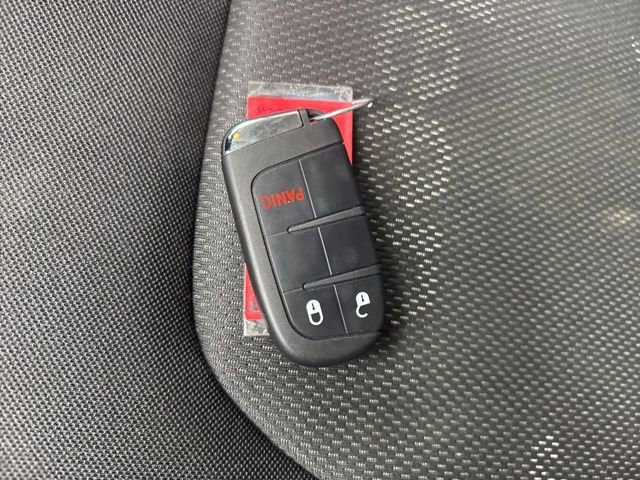 Used 2017 Jeep Renegade Latitude image 46