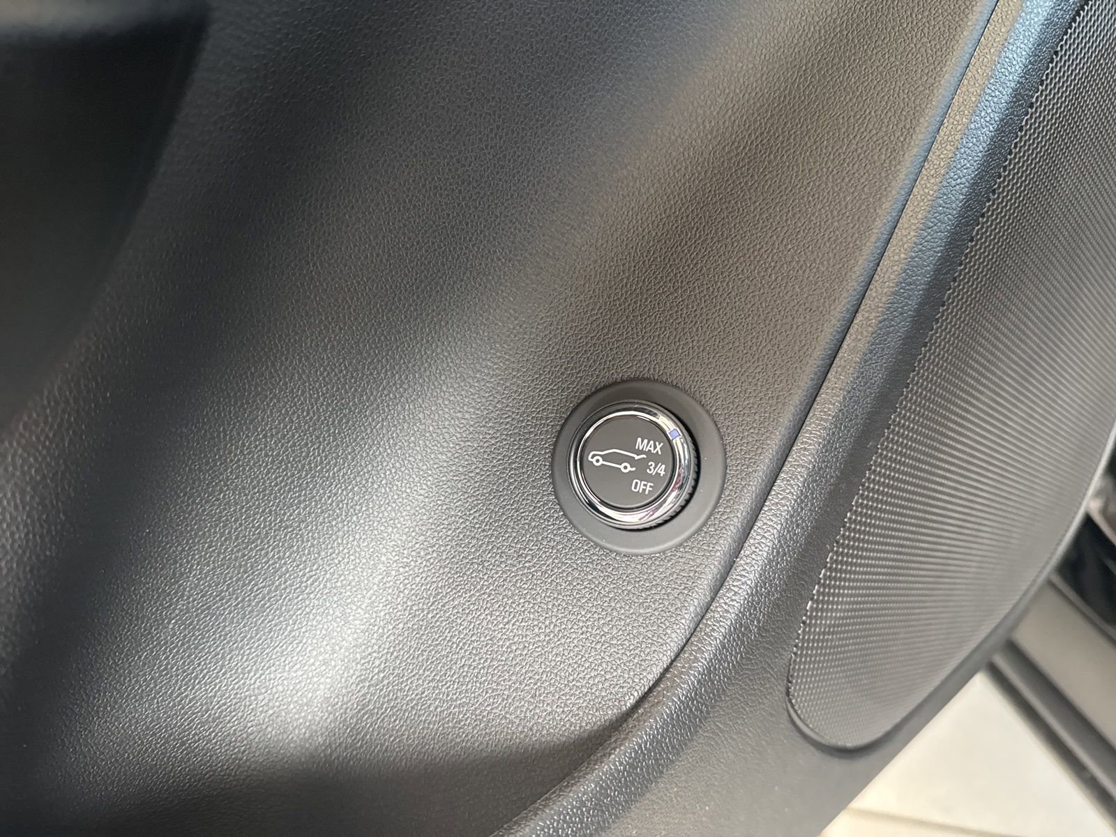 New 2026 Chevrolet Blazer LT image 17