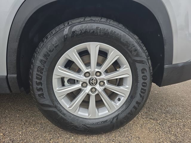 Certified 2025 Toyota Grand Highlander FWD image 35