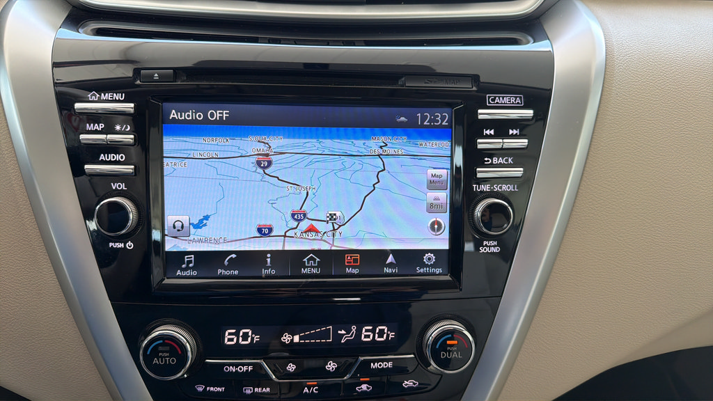 Used 2018 Nissan Murano Platinum AWD/4WD image 26