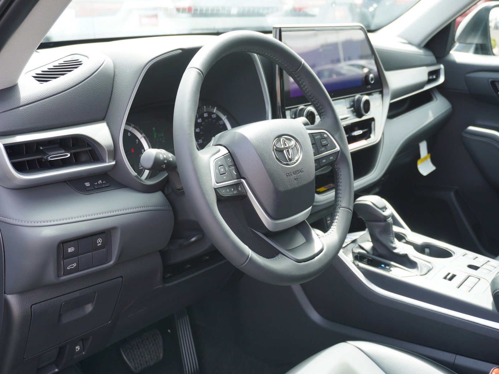 New 2026 Toyota Highlander XLE AWD/4WD image 22