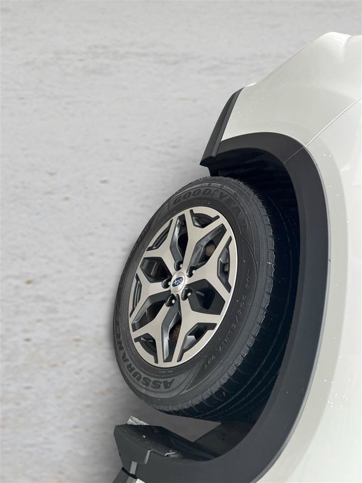 Used 2020 Subaru Forester Premium image 11