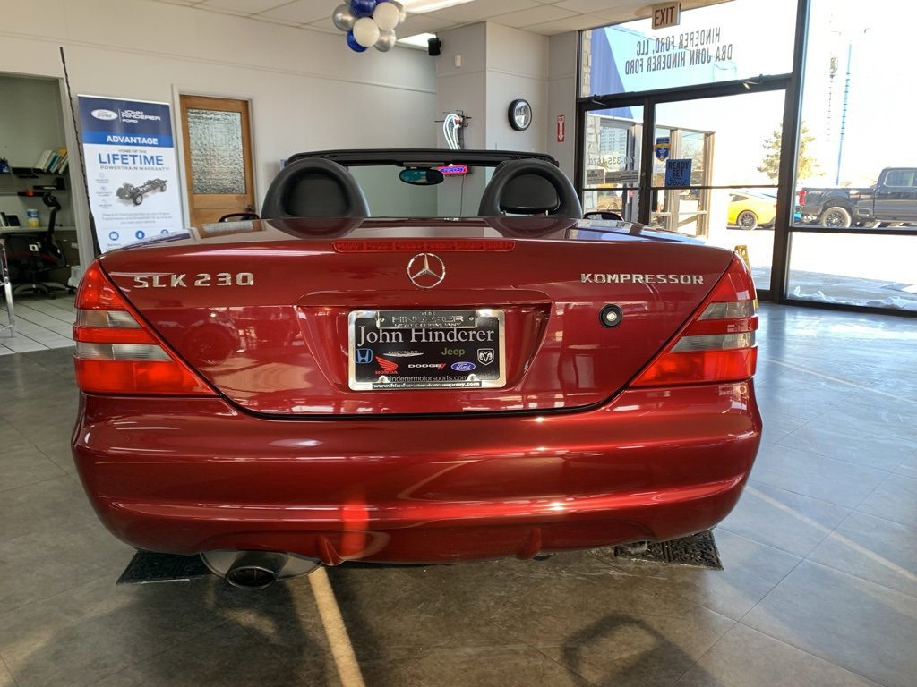 Used 2000 Mercedes-Benz SLK 230 image 4