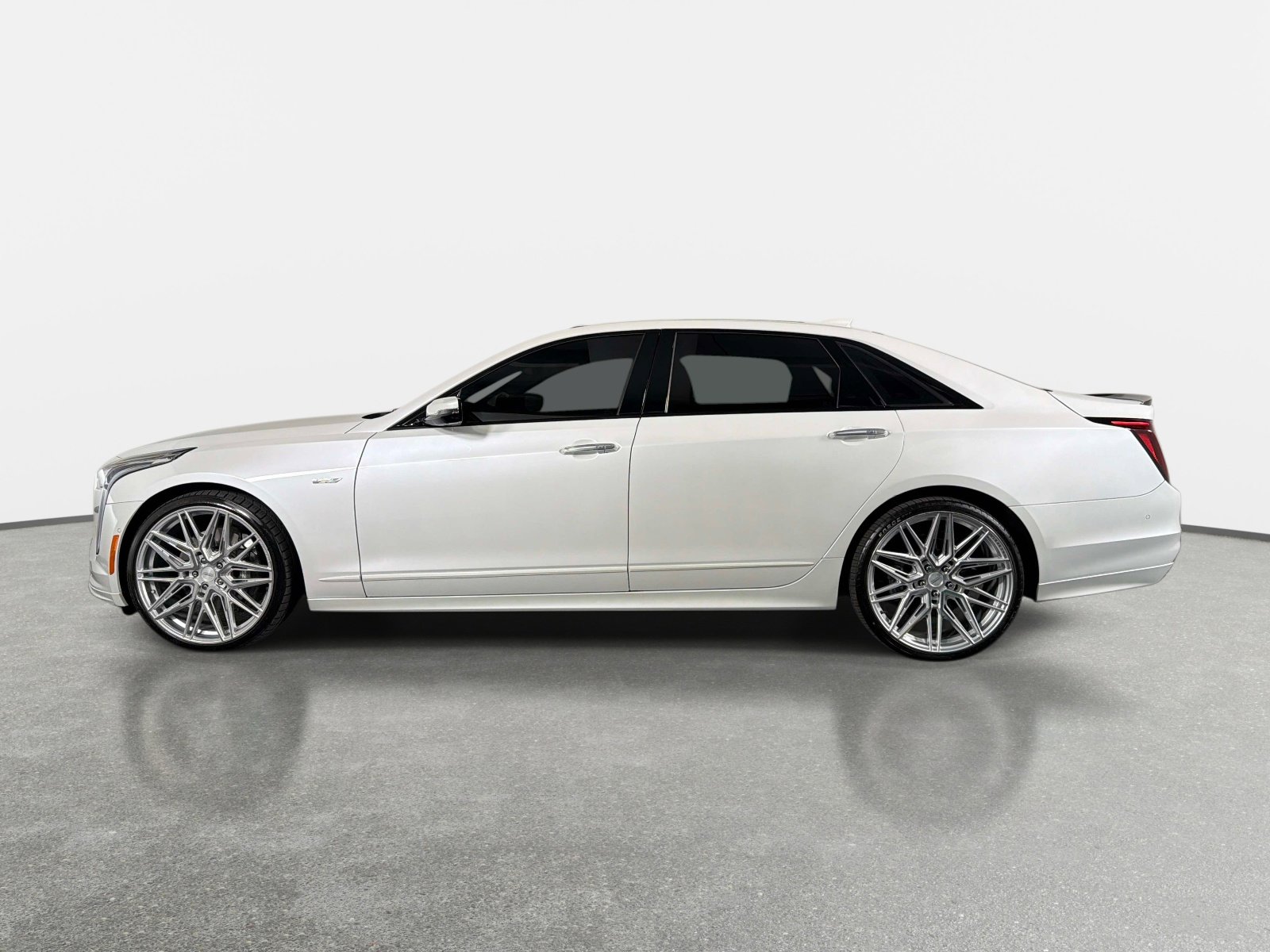 Used 2019 Cadillac CT6 V w/ Driver Assist Package AWD/4WD image 6