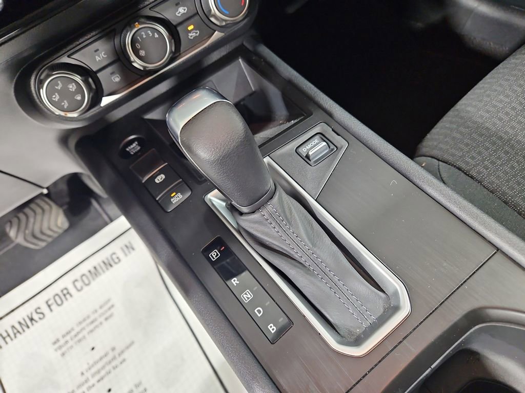 Certified 2025 Nissan Kicks S image 21