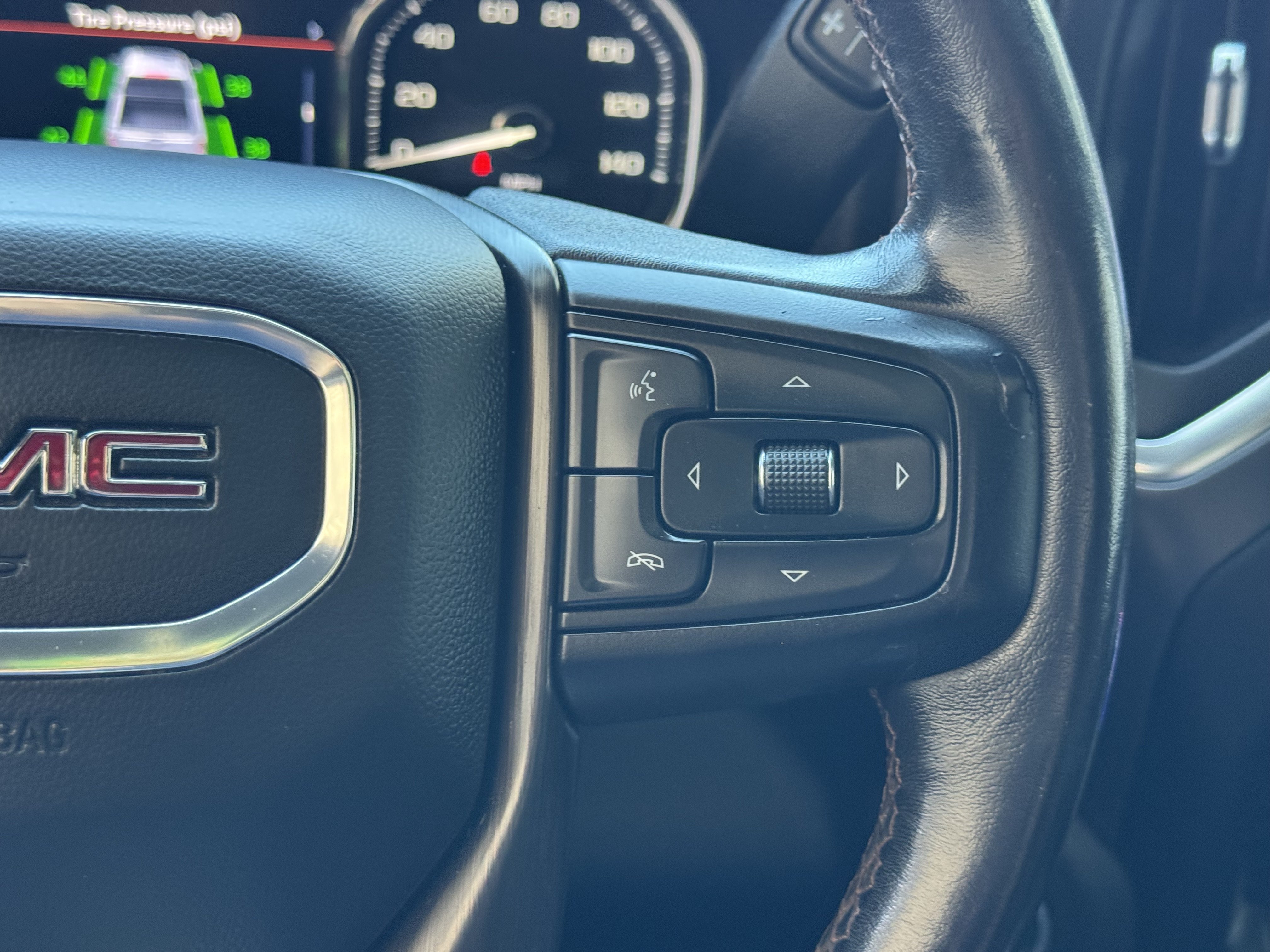 Used 2021 GMC Sierra 1500 AT4 w/ AT4 Value Package AWD/4WD image 35