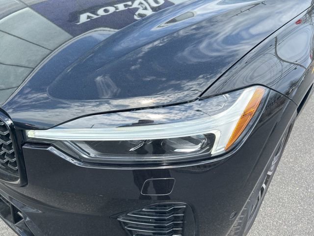 Certified 2025 Volvo XC60 B5 Plus image 8