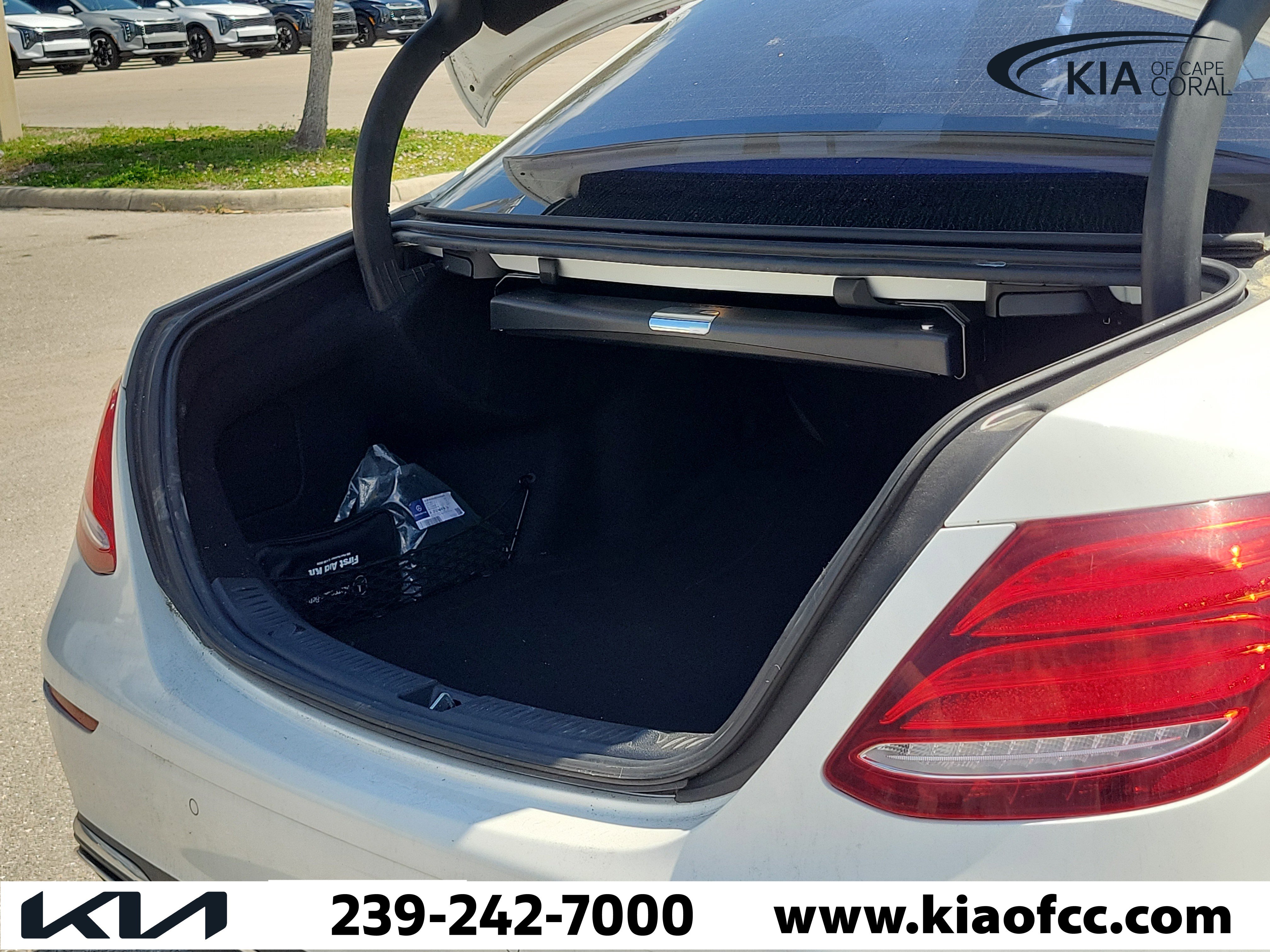 Used 2017 Mercedes-Benz E 300 image 5