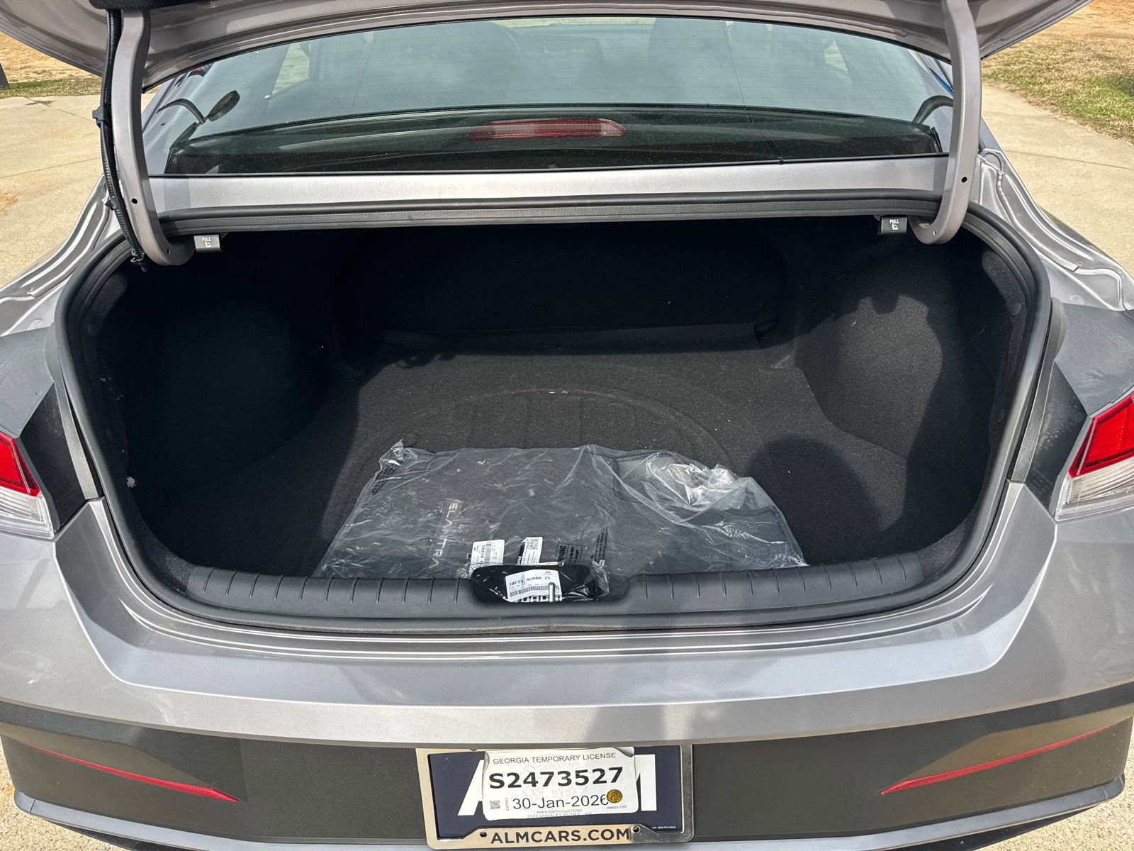 Certified 2025 Hyundai Elantra Sport FWD image 18